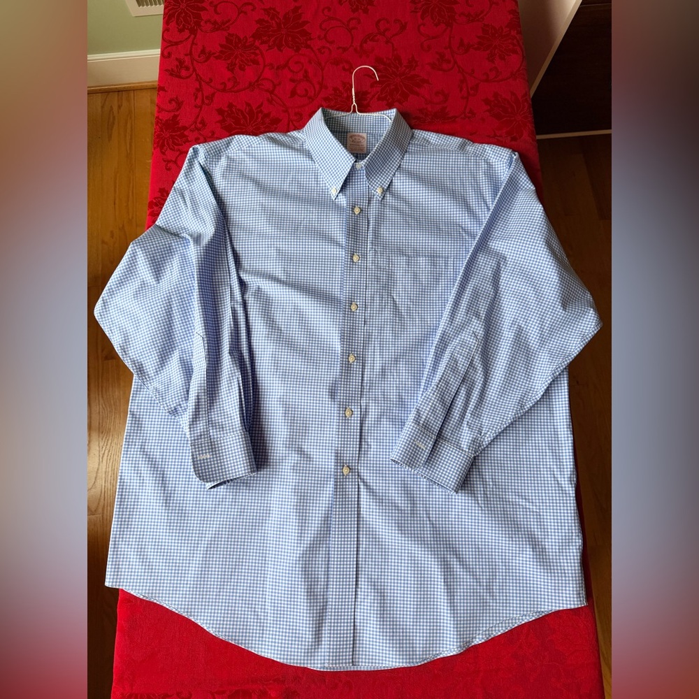 Brooks Brothers Madison Fit Non-Iron Stretch Cotton Blue & White Checkered Shirt
